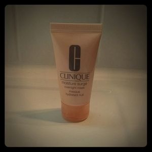 Clinique Moisture Surge Overnight Mask